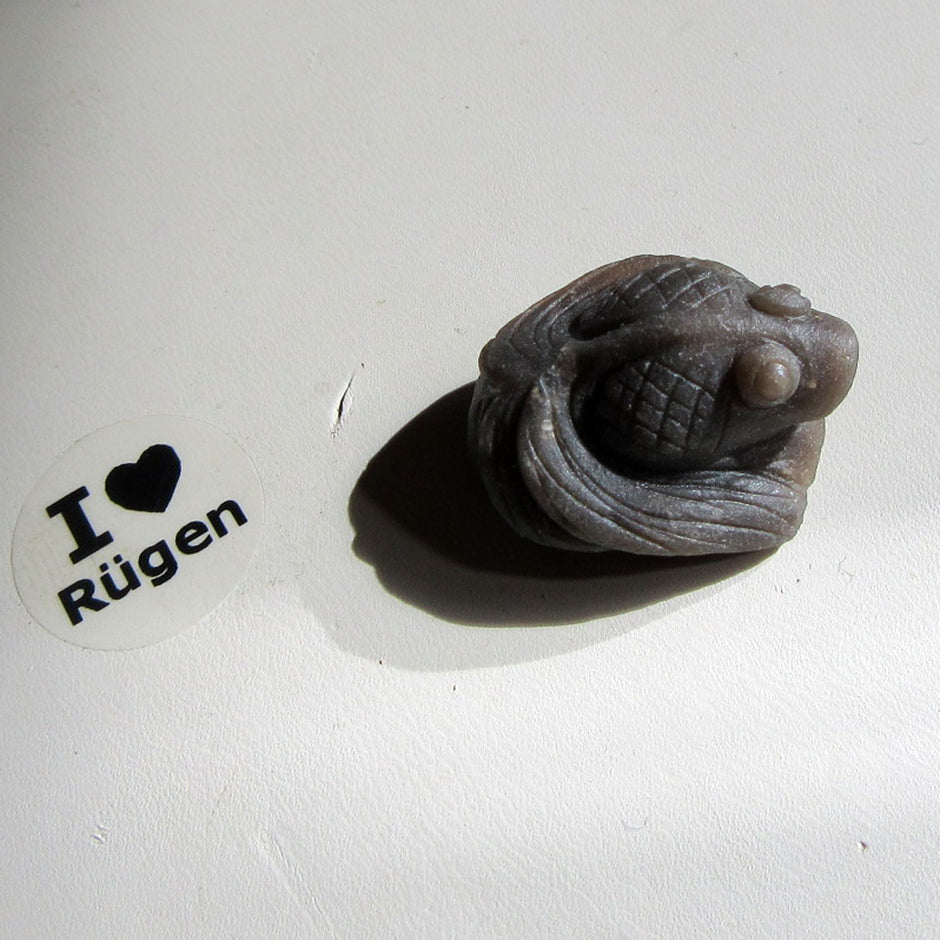 Fisch aus Feuerstein, handgefertigt, maritim