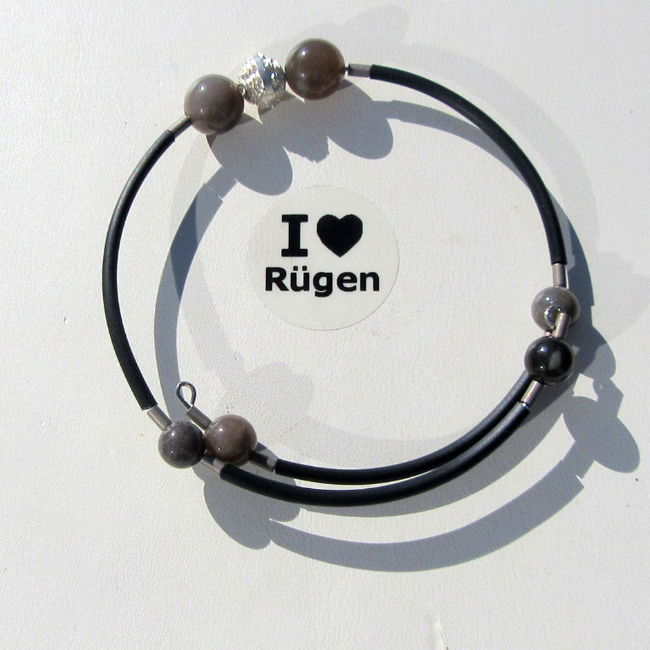 Flexibler Armreif mit Feuersteinen und Silber-Nugget