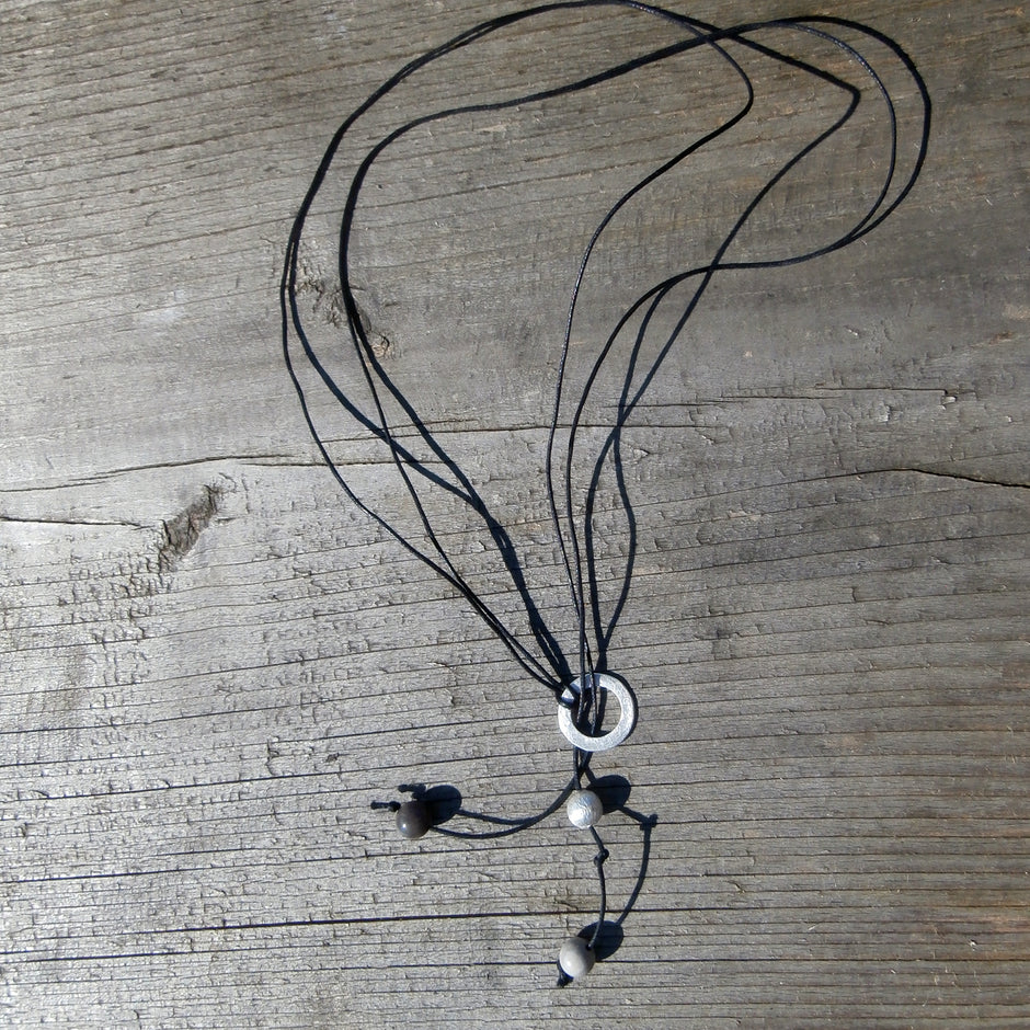 Einzigartiges Collier aus Feuerstein und Silberring