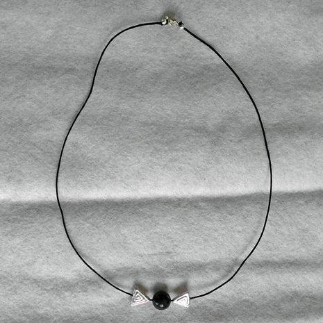 Collier aus 925er Silber mit Feuersteinkugel, Unikat