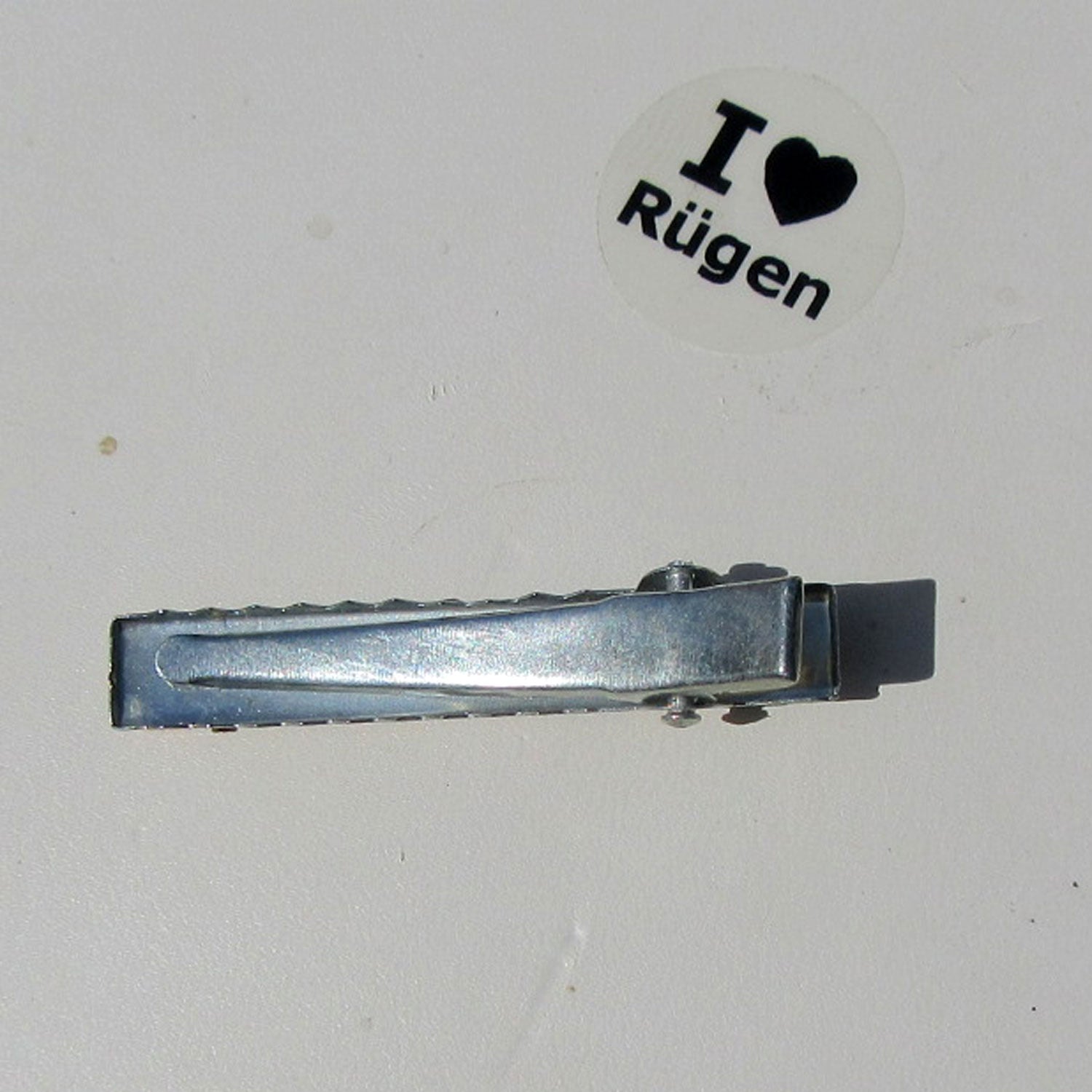 Einzelstück: Haarspange aus buntem Bernstein von Rügen