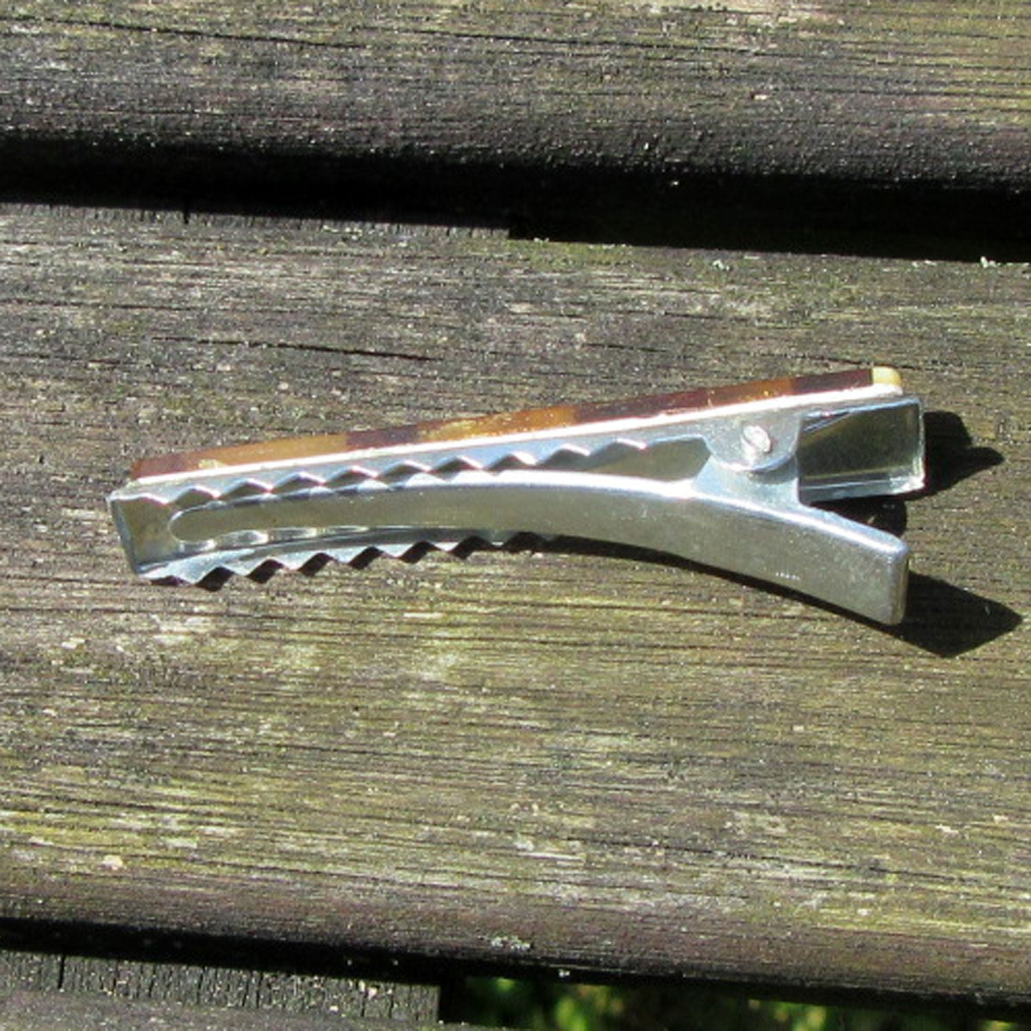 Einzelstück: Haarspange aus buntem Bernstein von Rügen