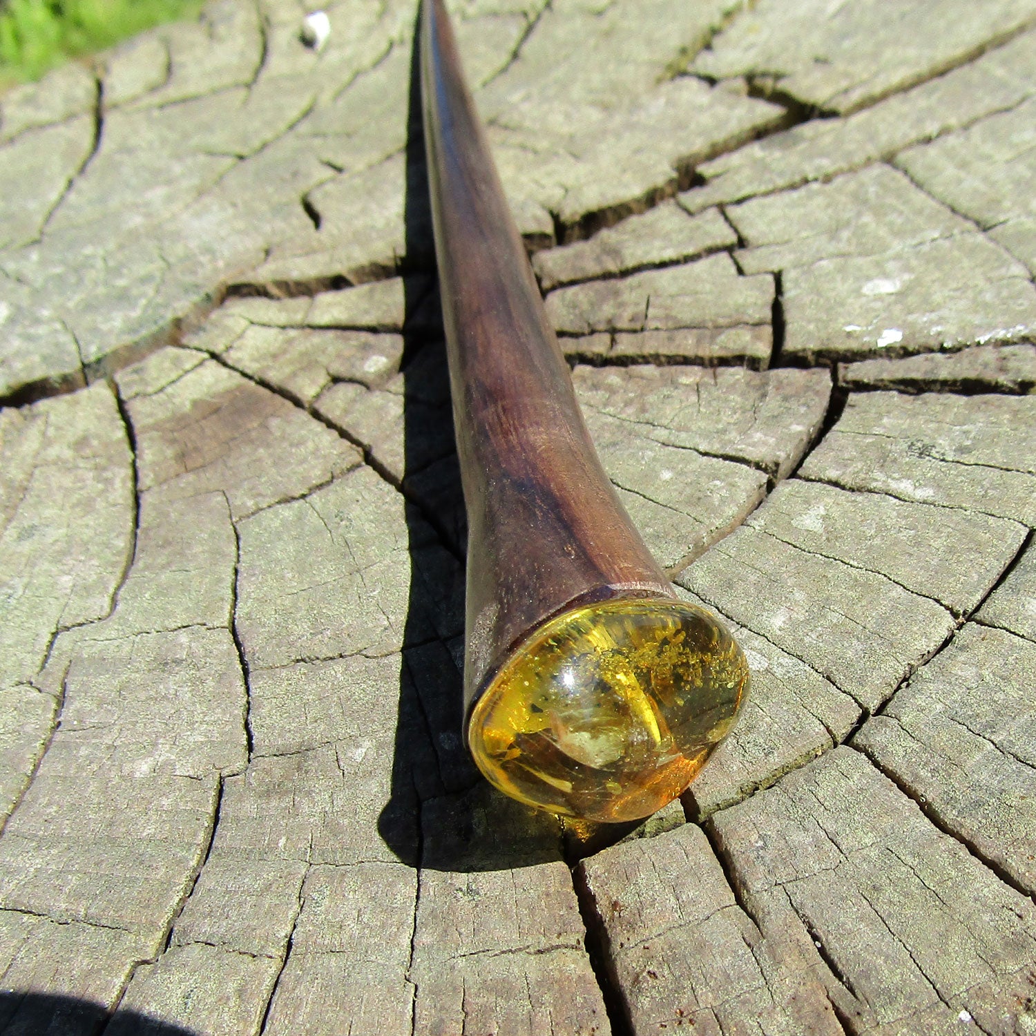 Elegante Haarnadel aus Holz mit Bernstein, Einzelstück