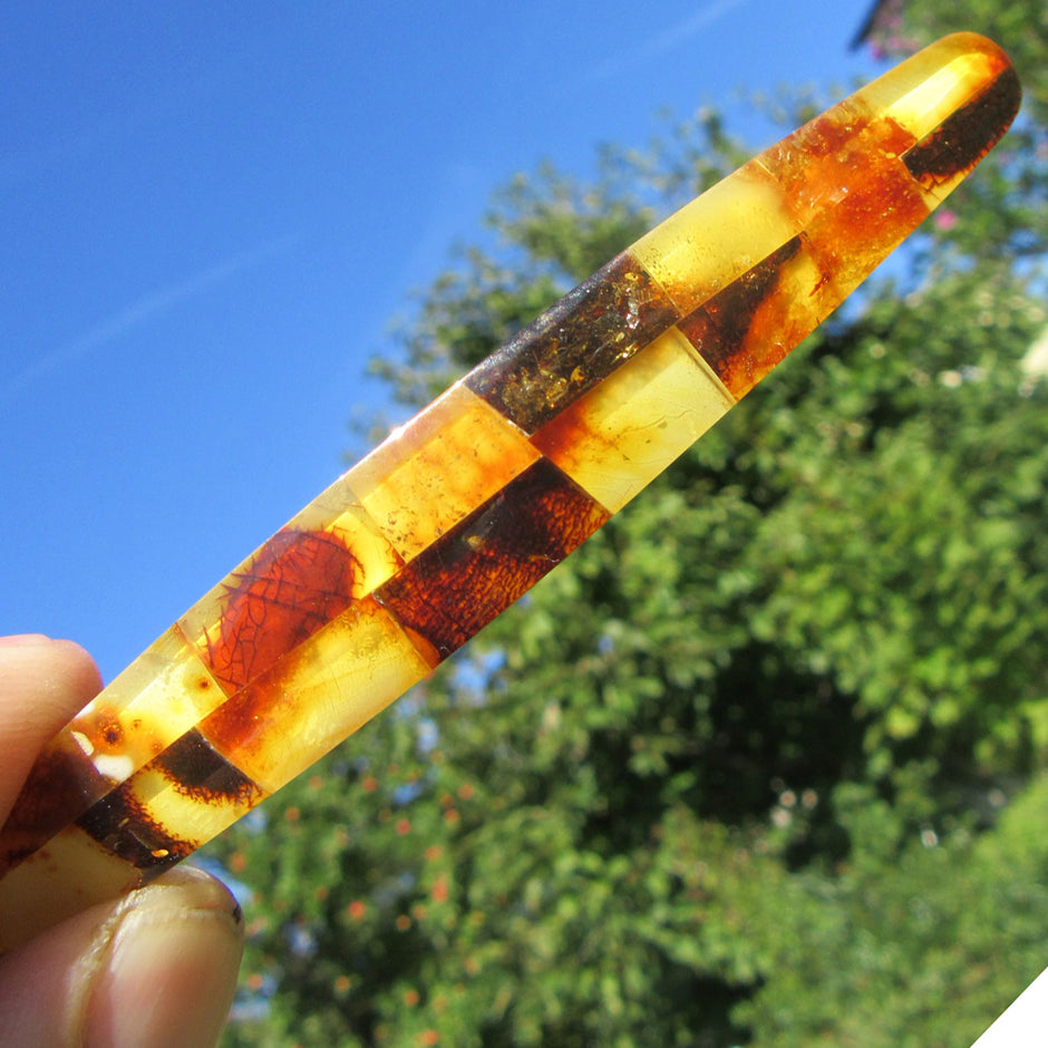 Einzelstück: Haarspange aus buntem Bernstein