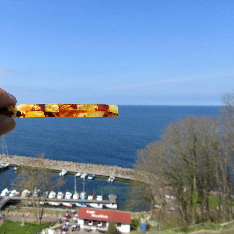 Haarspange aus buntem Bernstein – Einzelstück von Rügen