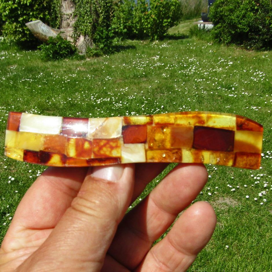 Einzigartige Haarspange aus buntem Bernstein von Rügen
