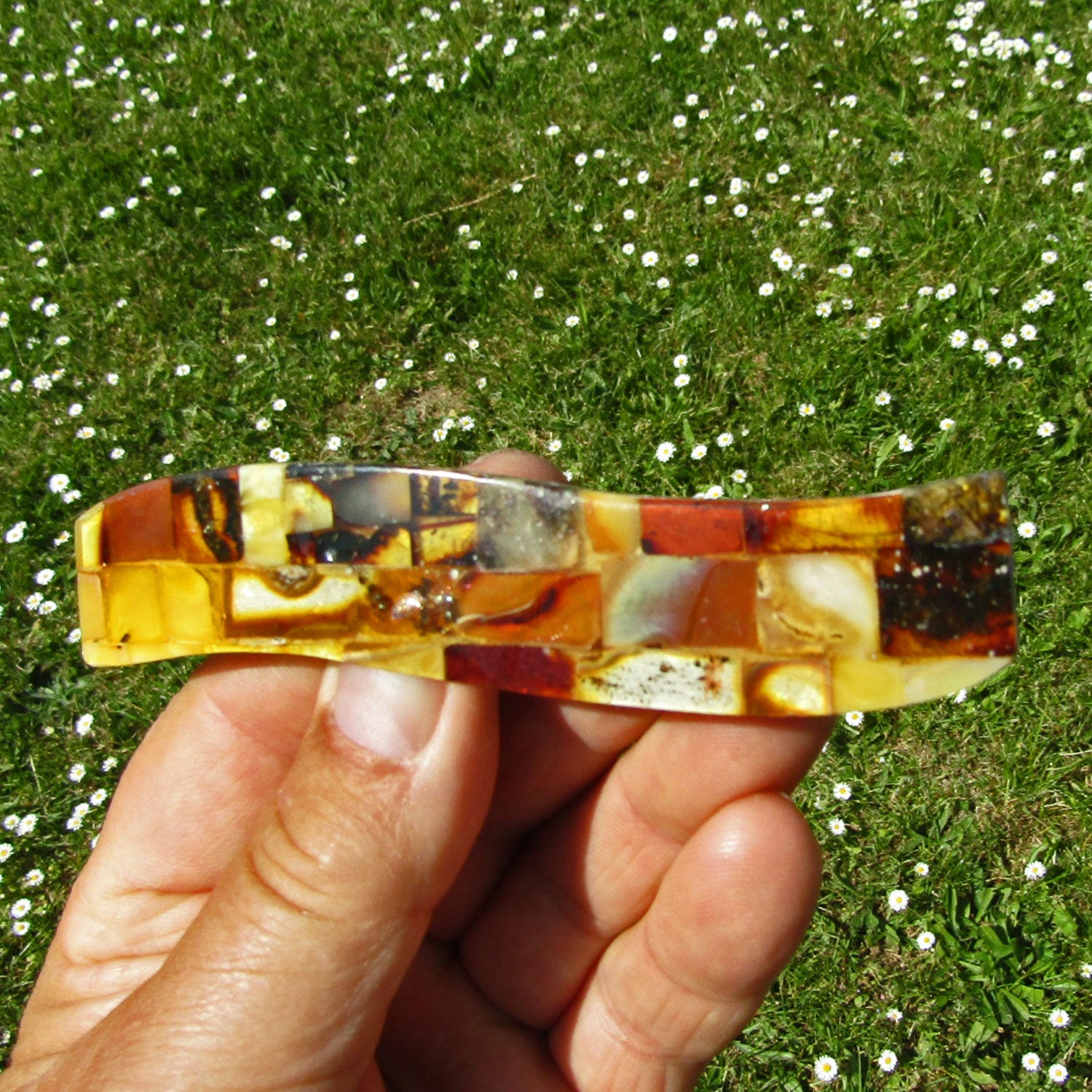 Einzigartige Haarspange aus buntem Bernstein, geschwungen