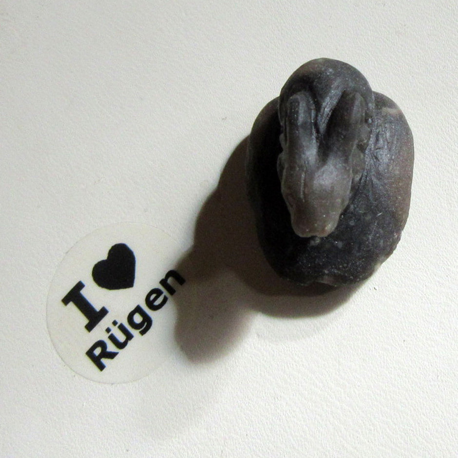 Hase aus Feuerstein, handgeschnitten, Einzelstück