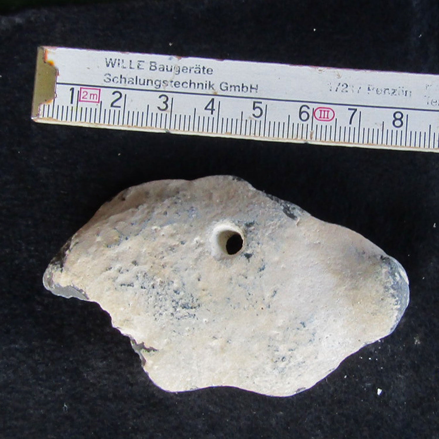 Flacher Hühnergott unpoliert – Einzelstück von Rügen