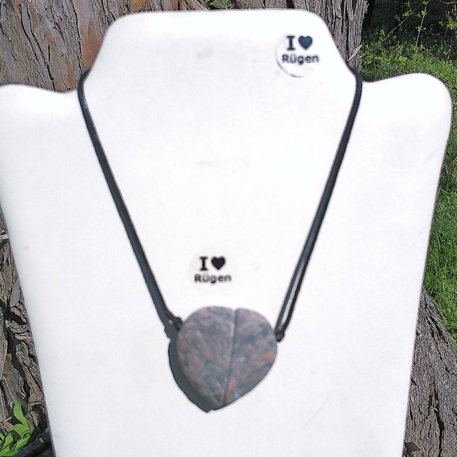 Herz aus Granit – Kette in zwei Teilen, Unikat