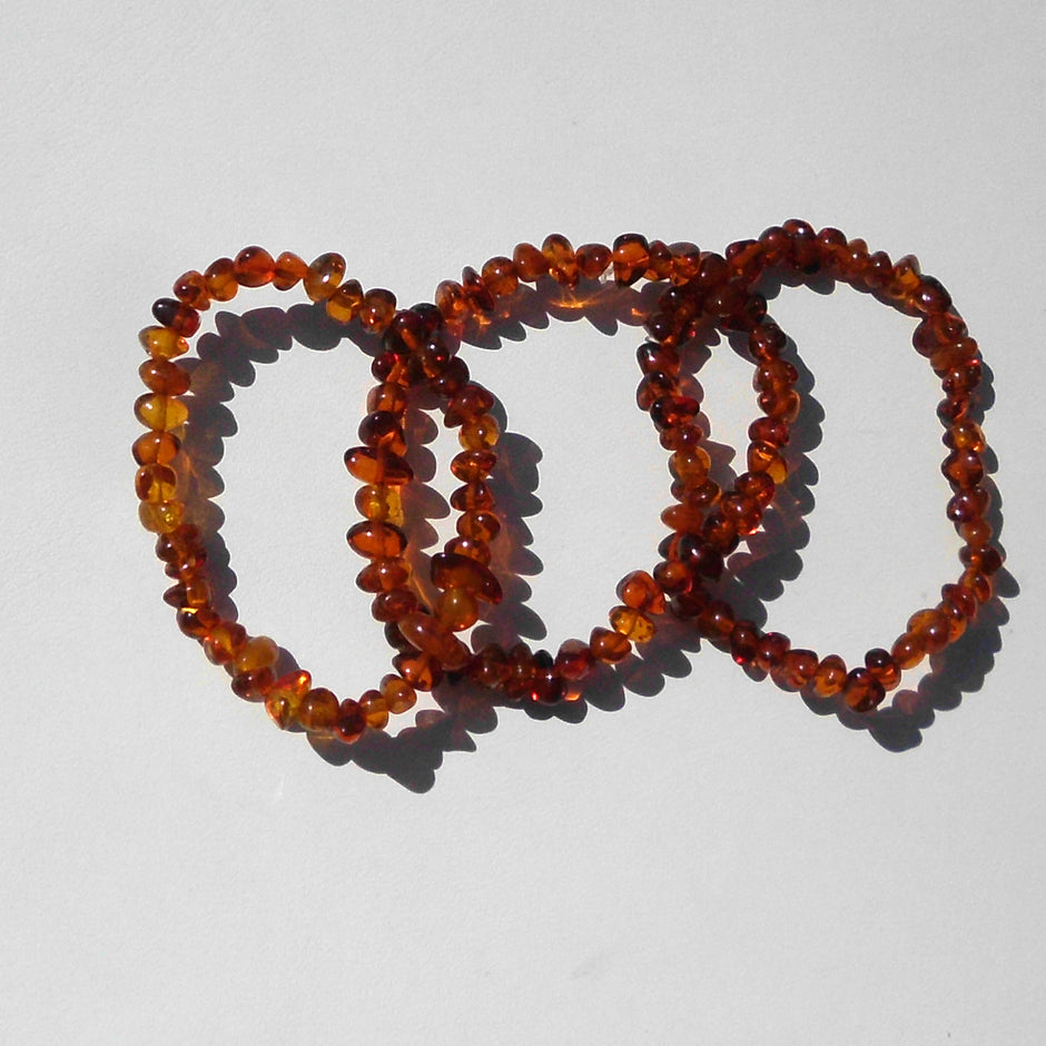 Kognacfarbenes Bernsteinarmband für Kinder, Unikat