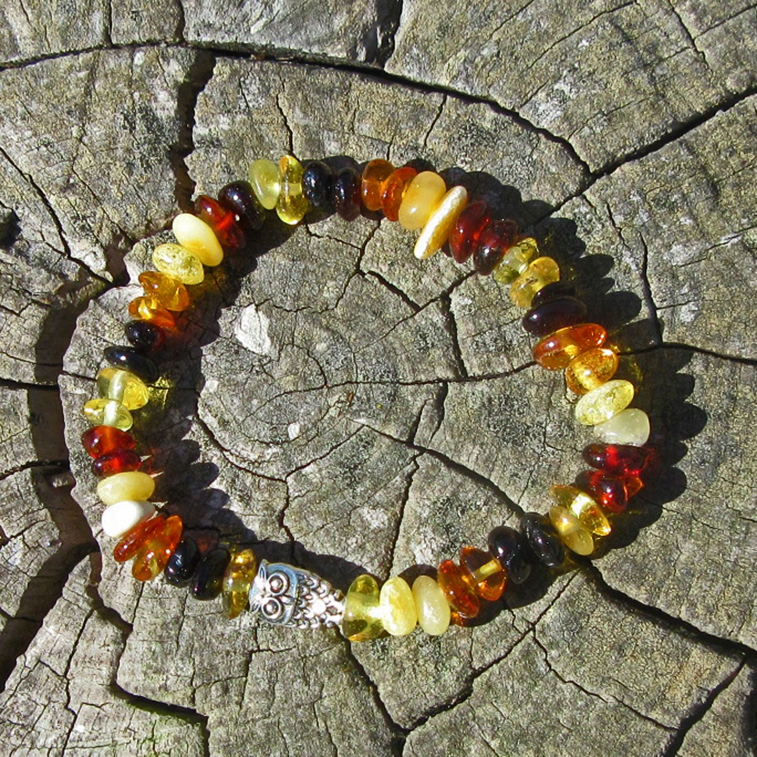 Hochwertiges Kinderarmband aus poliertem Bernstein und Eule oder Elefant