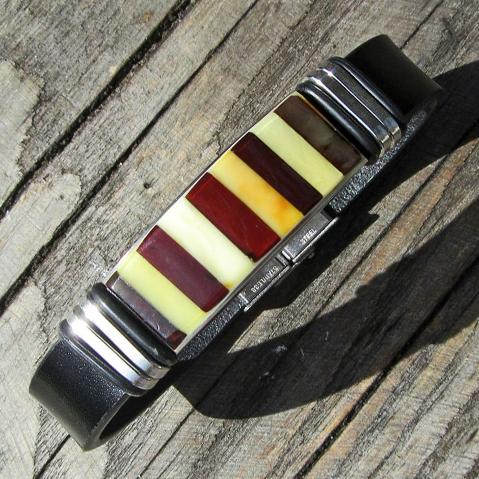 Lederarmband mit Bernstein-Intarsien, Unikat