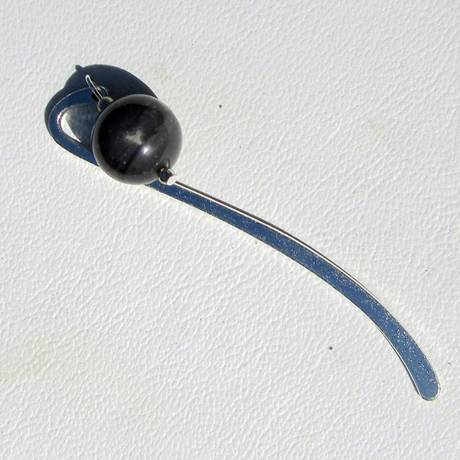 Einzigartiges Lesezeichen mit Feuersteinperle