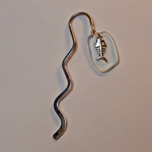 Lesezeichen aus Seeglas und Fischgräte, Unikat