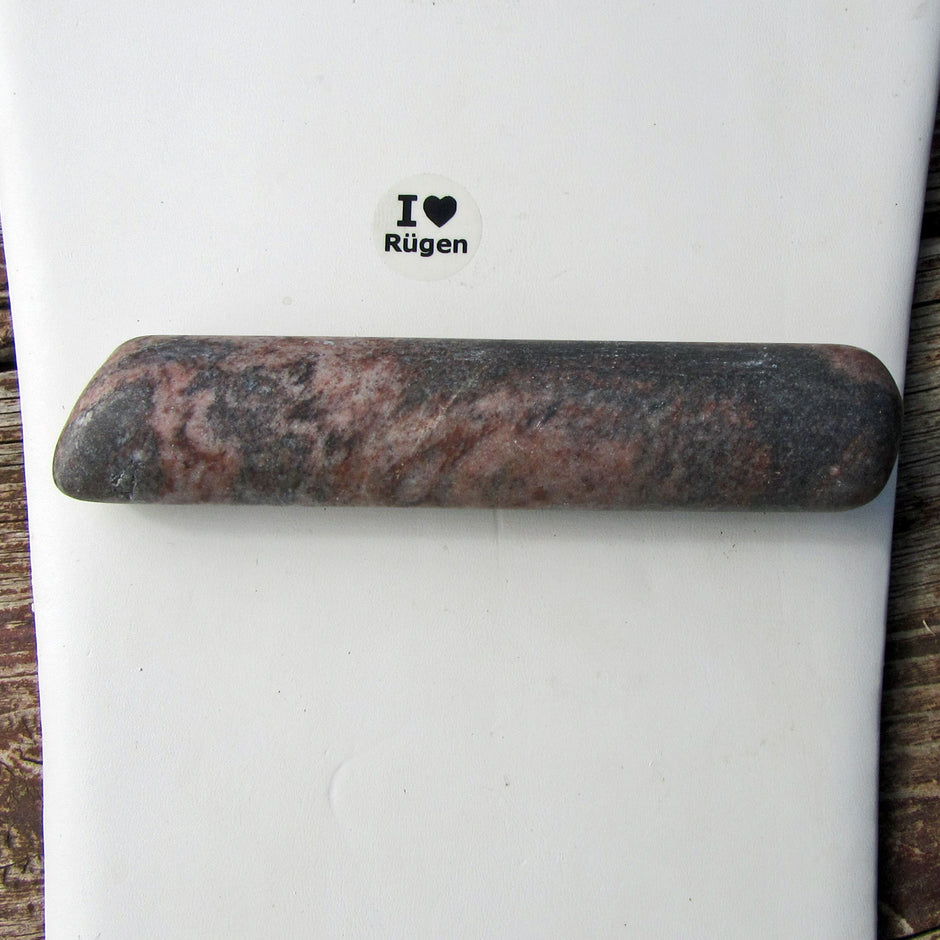 Einzigartiger Massagestab aus Gneis, unpoliert