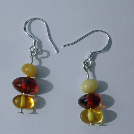 Ohrhänger aus 925 Silber mit Bernsteinperlen – Einzelstück