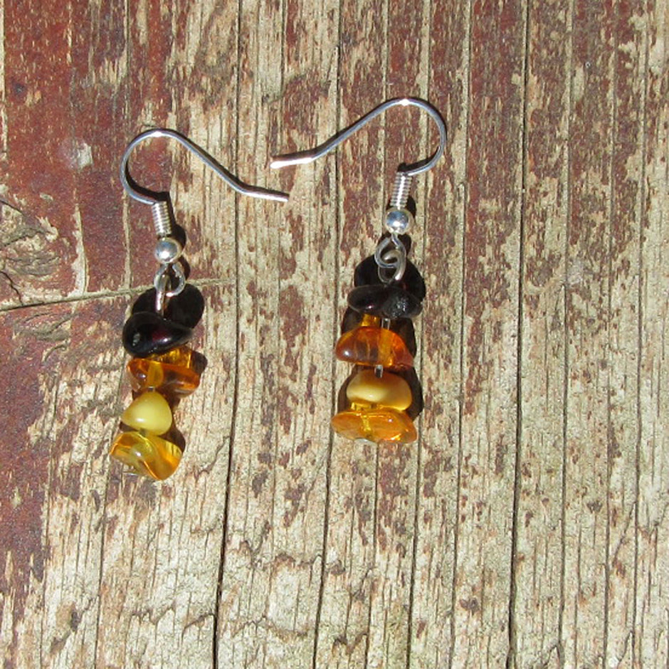 Ohrhänger aus 925er Silber mit polierten Bernsteinen