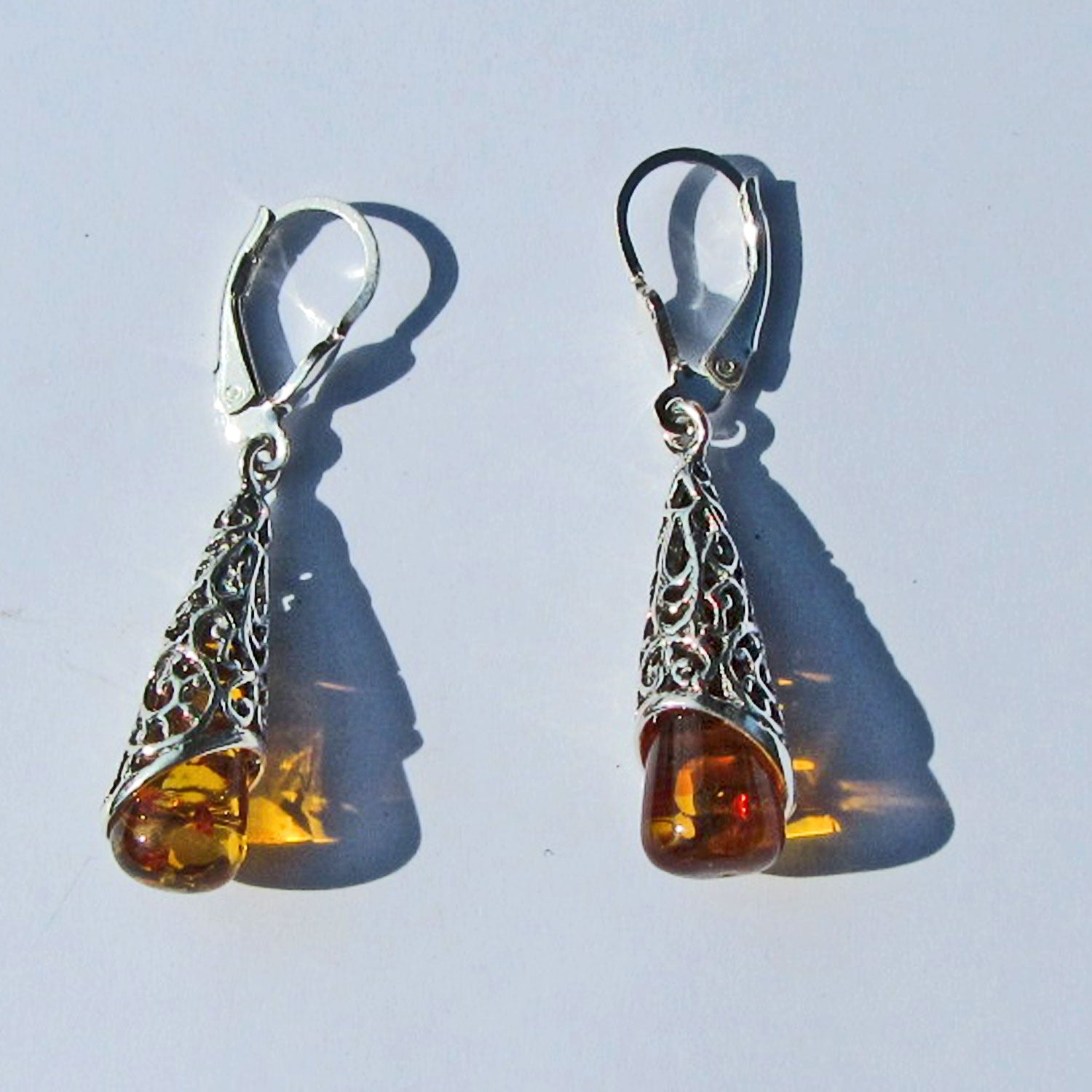 Elegante Ohrhänger aus Bernstein in Silber 925