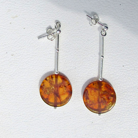 Bernsteinohrhänger aus Silber – Unikat von Rügen