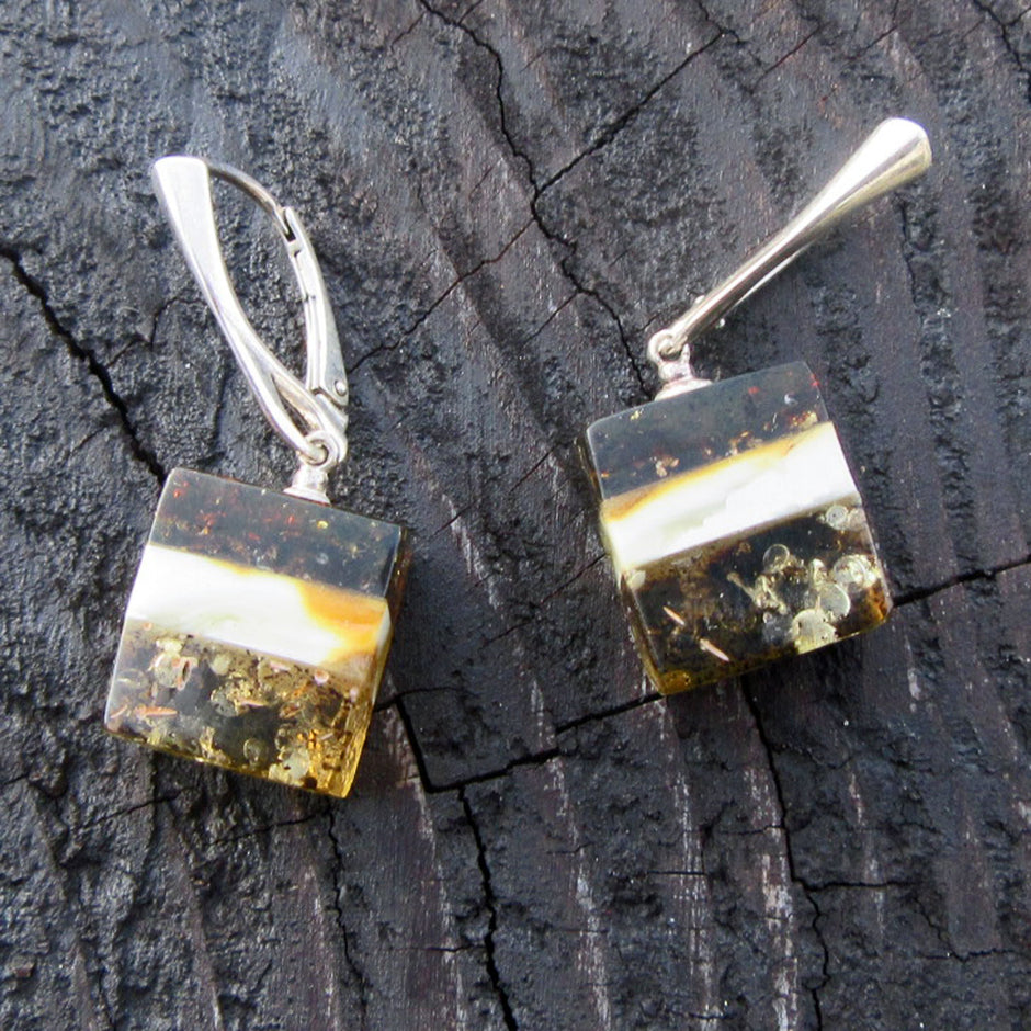 Edle Ohrhänger aus Bernstein und Silber, leicht und einzigartig