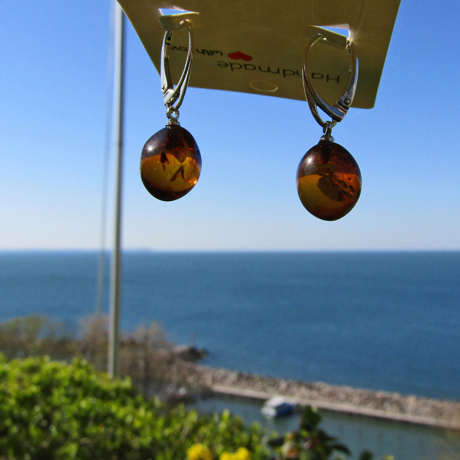 Edle ovale Ohrhänger aus Bernstein mit Einschlüssen