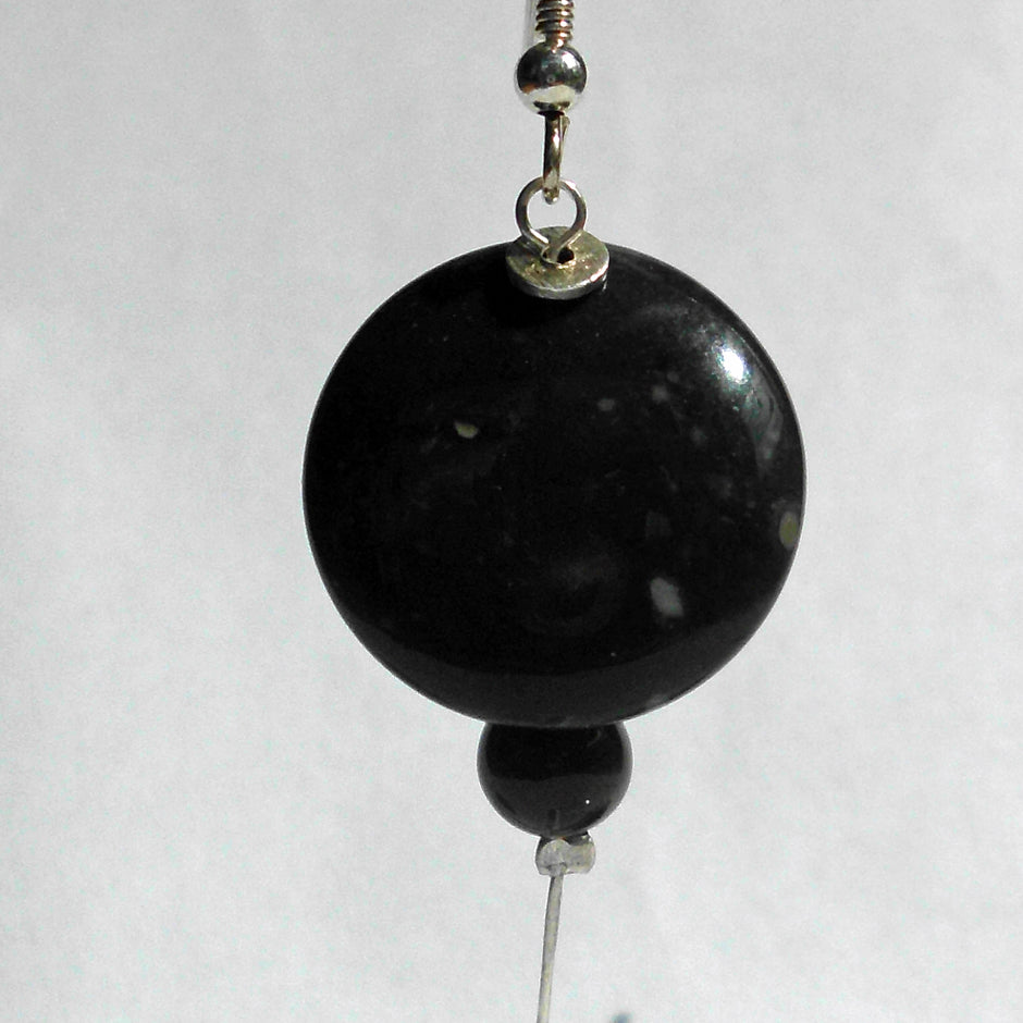 Ohrhänger aus Feuerstein und Silber, Unikat von Rügen