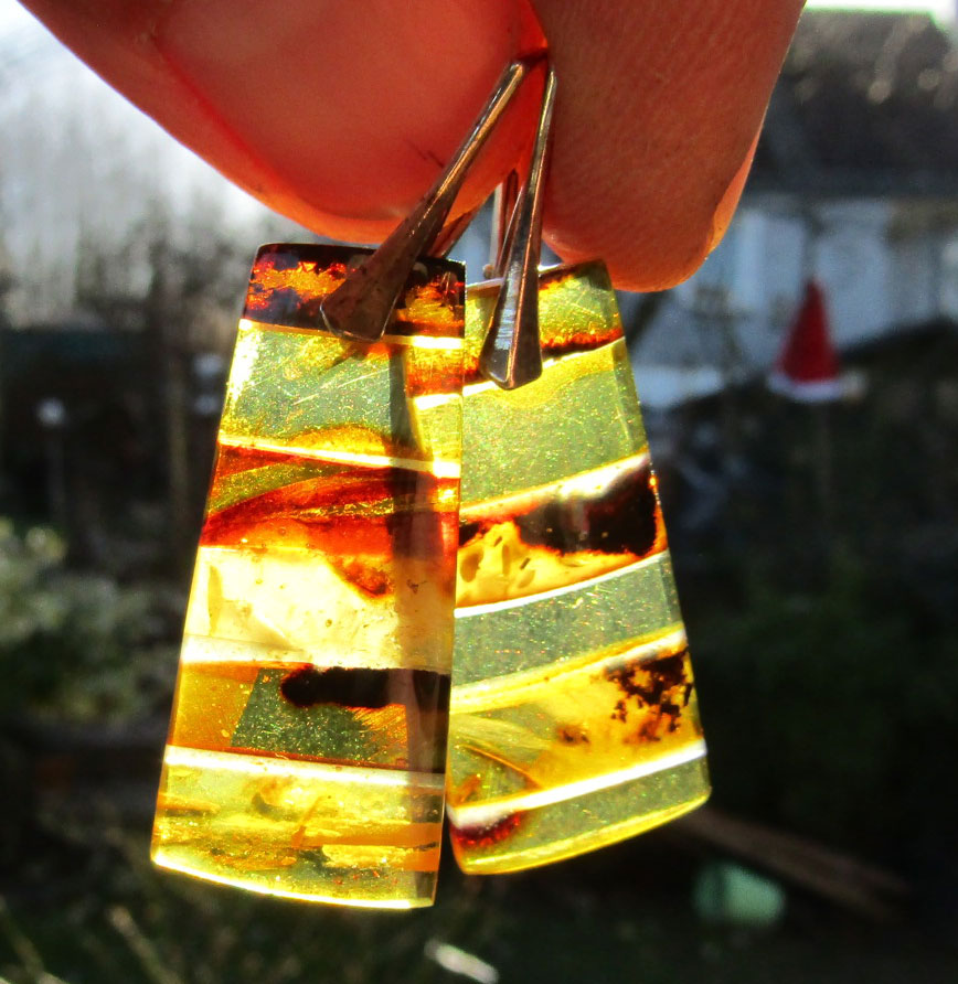 Ohrhänger aus Mosaikbernstein und Silber, Einzelstück