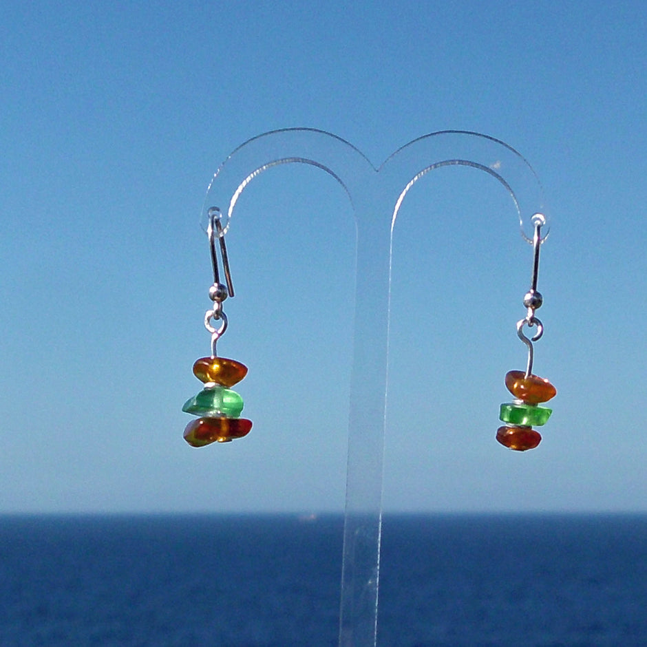 Ohrhänger aus Bernstein und Seeglas, handgefertigt