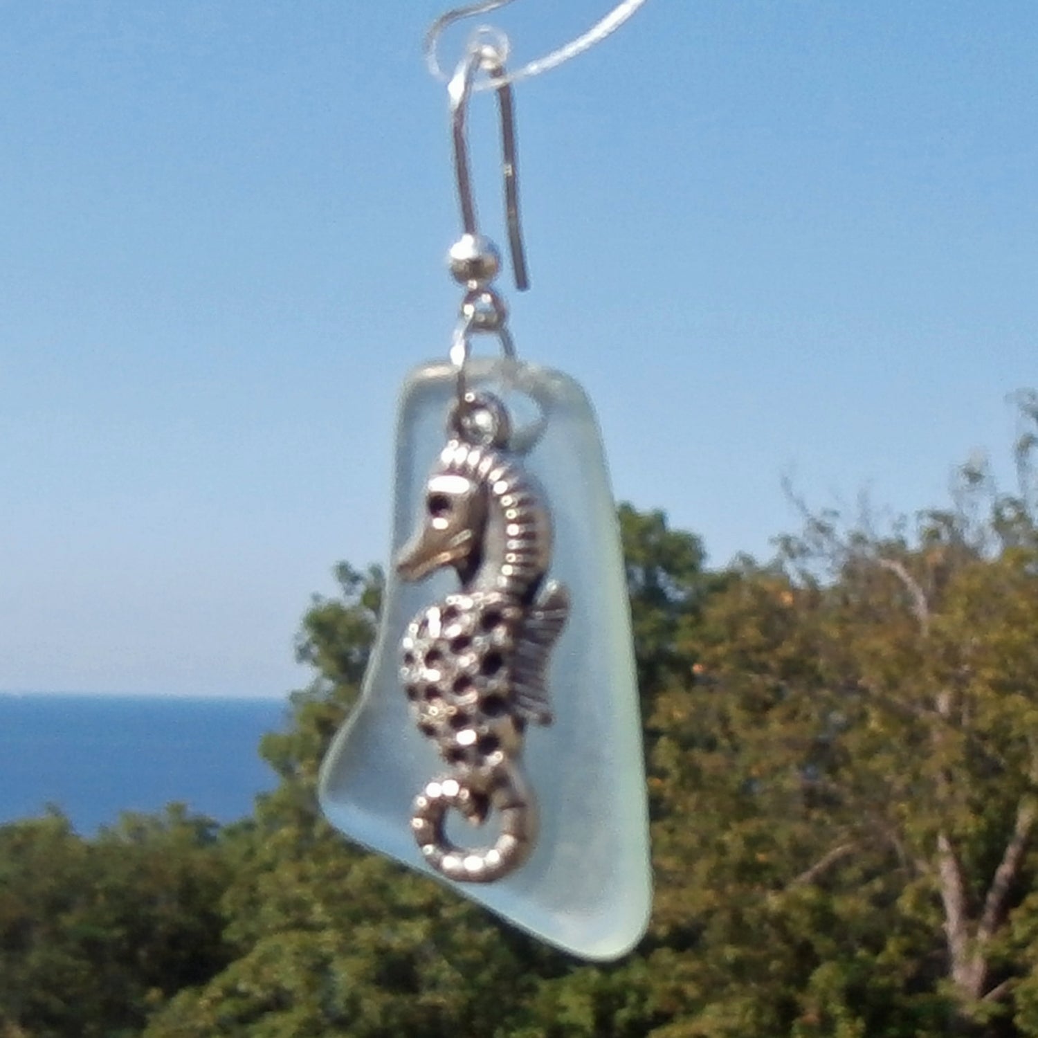 Ohrhänger aus Seeglas mit Seepferdchen, 4,8 cm