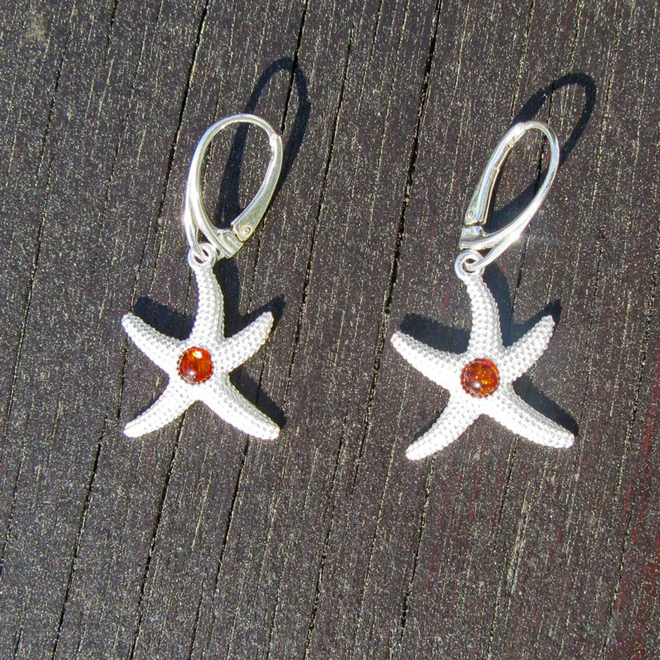 Silberner Ohrhänger Seestern mit Bernsteinperle, Unikat