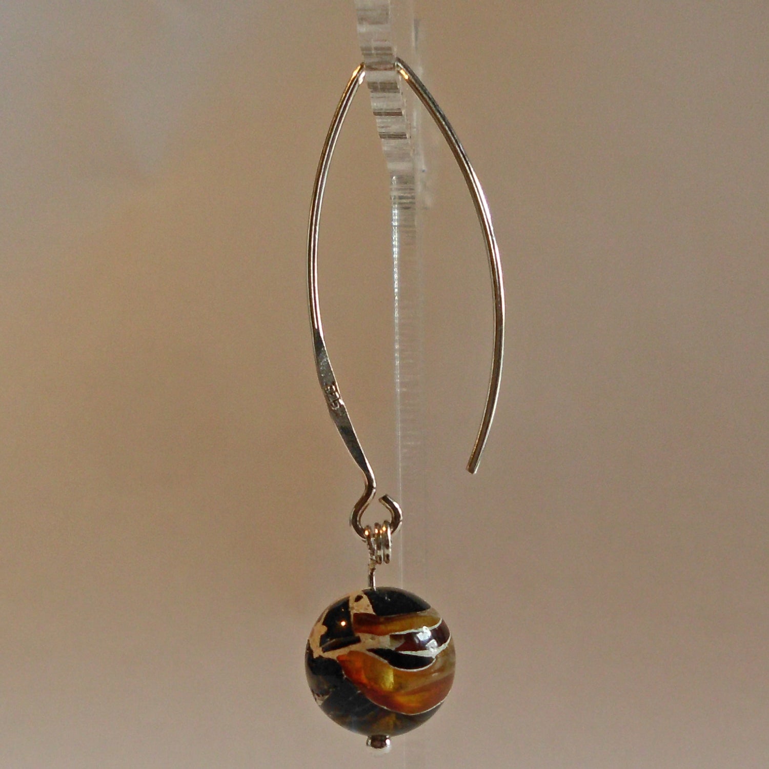 Ohrhänger aus Silber mit Bernsteinkugeln, Einzelstück