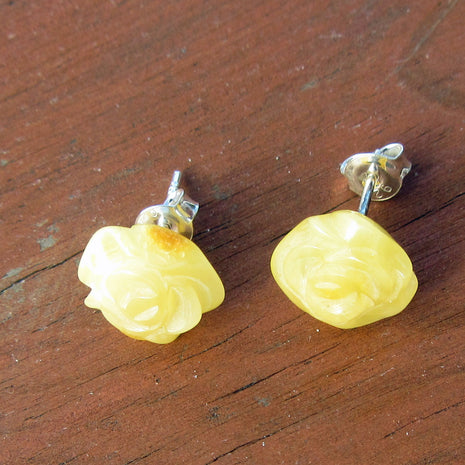 Ohrstecker aus 925er Silber mit Bernsteinröschen