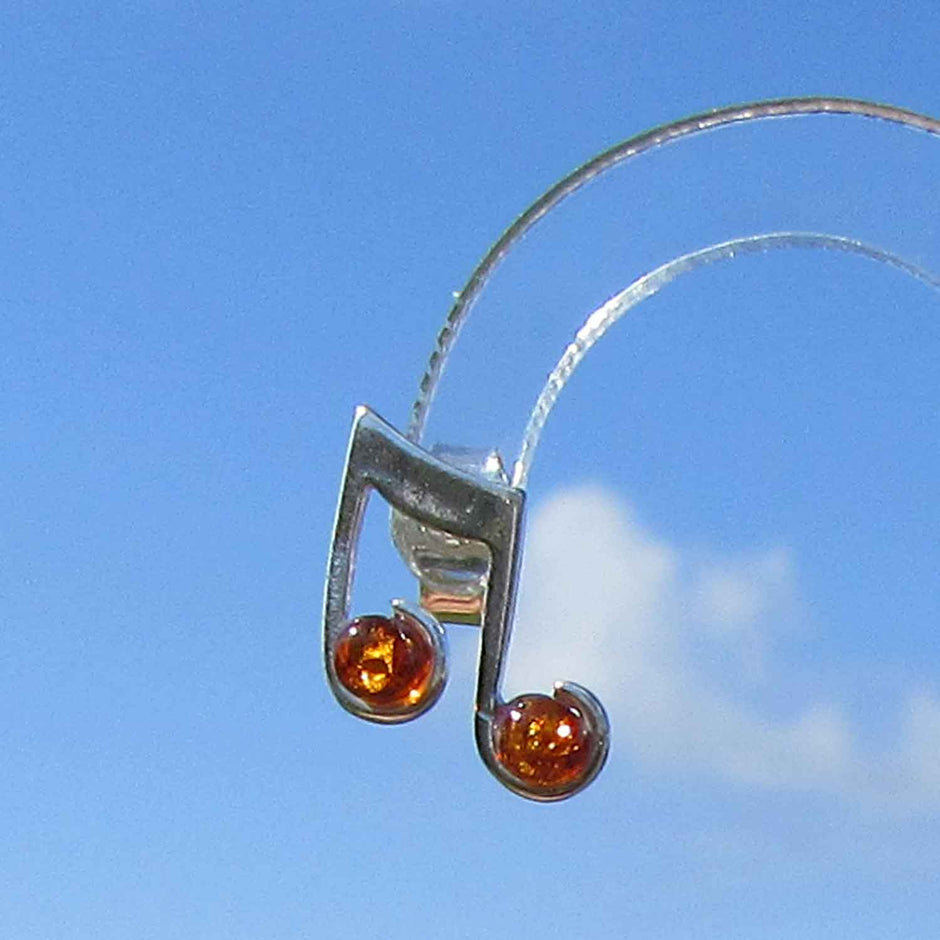 Ohrstecker aus Silber und Bernstein – Doppelnote