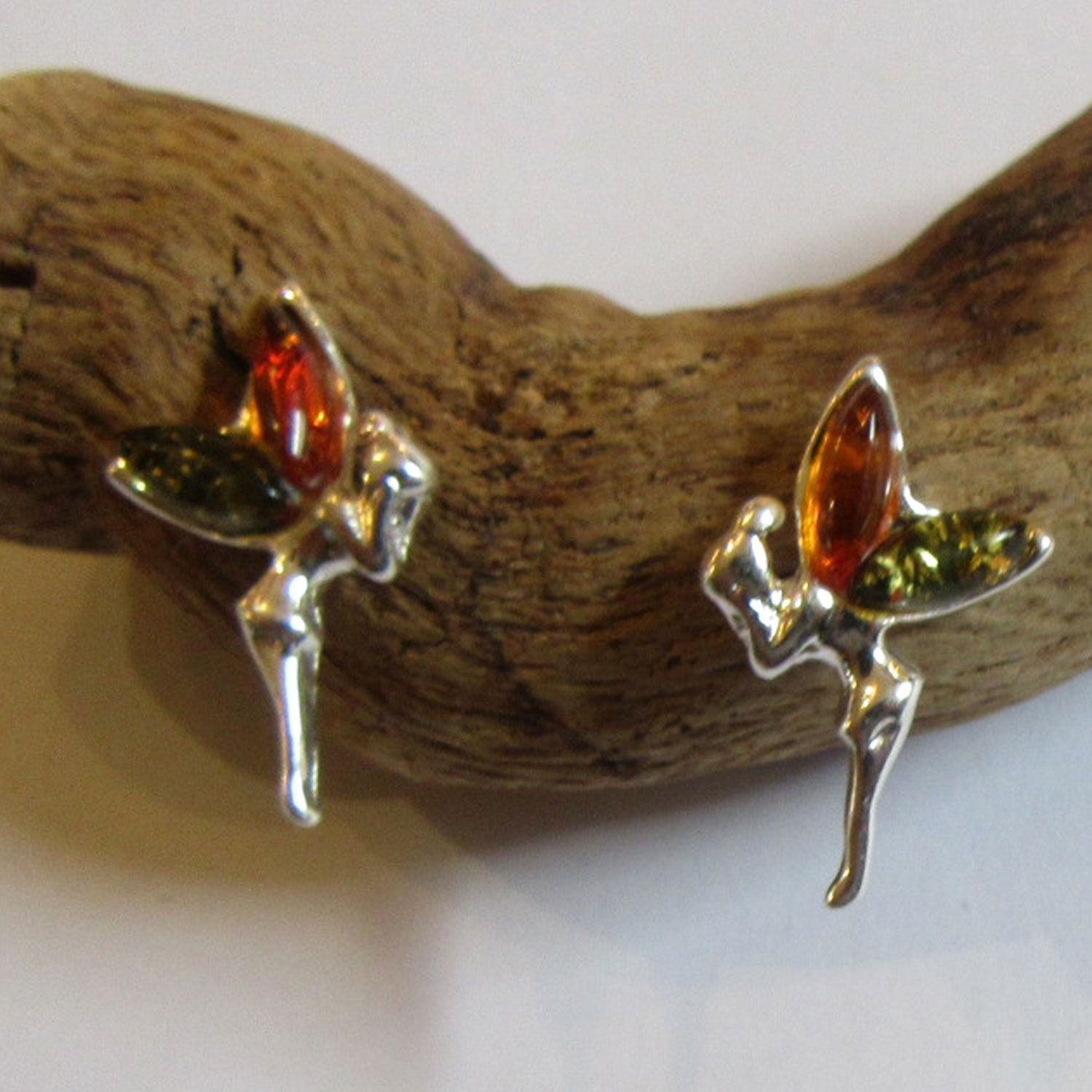 Ohrstecker Elfe aus Bernstein und Silber 925, Einzelstück