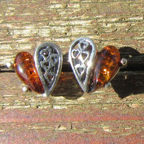 Edle Herz-Ohrstecker aus Bernstein und Silber 925, Unikat