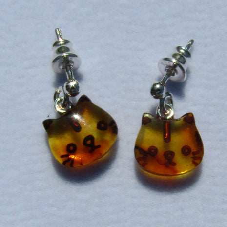 Niedliche Ohrhänger Katze aus Bernstein und Silber