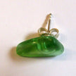 Eleganter Ohrstecker aus grünem Seeglas, Unikat