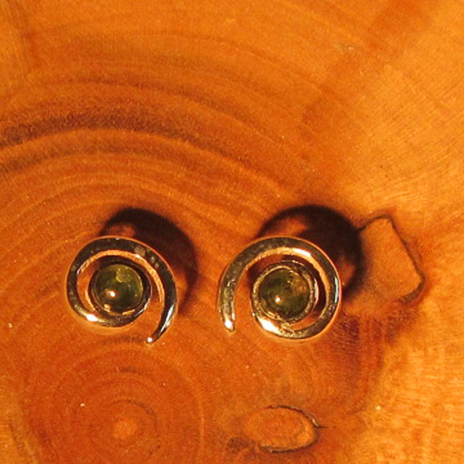 Ohrstecker aus Bernstein in Silberspirale, Unikat