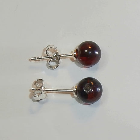 Ohrstecker aus kirschrotem Bernstein, 925er Silber, Unikat