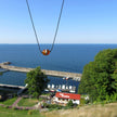 Drahtcollier mit Bernsteinhalbkugeln und Silber