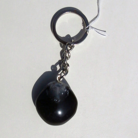 Schlüsselanhänger mit einem polierten Brachiopoden