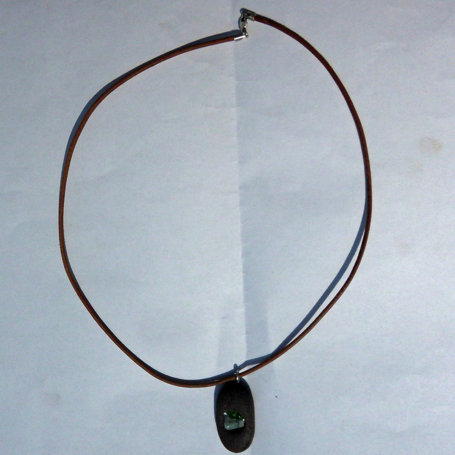 Collier mit Seeglas und Kieselstein von der Ostsee-Insel