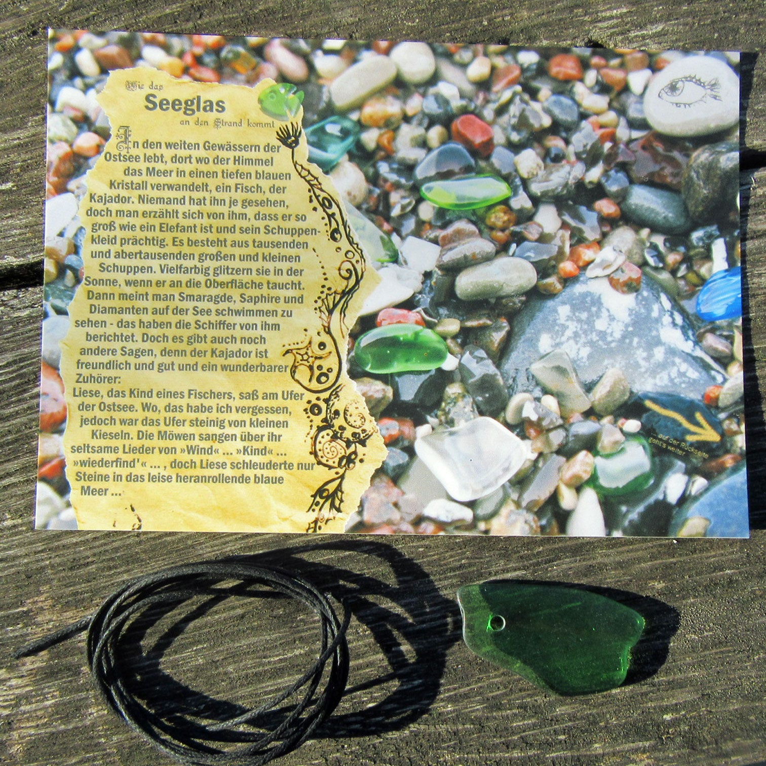 Seeglas am Band mit Märchen – Ein Unikat von der Ostsee