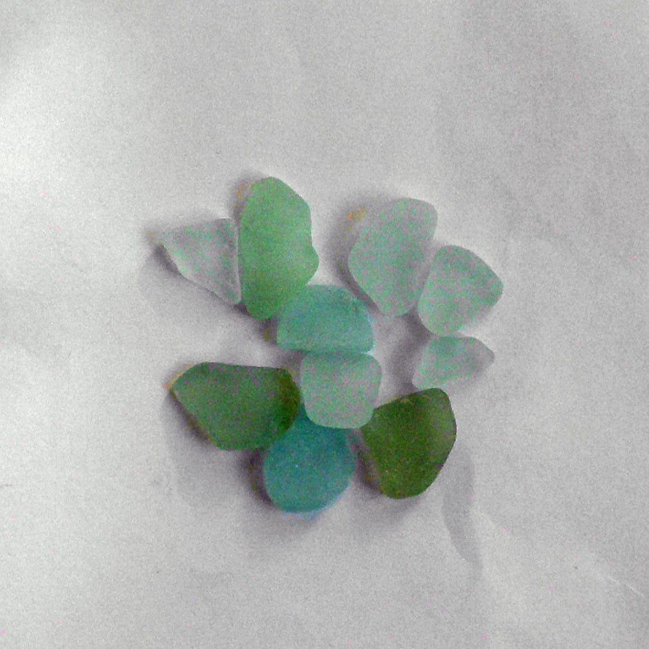 10Stücken weisses Seeglas, unpoliert