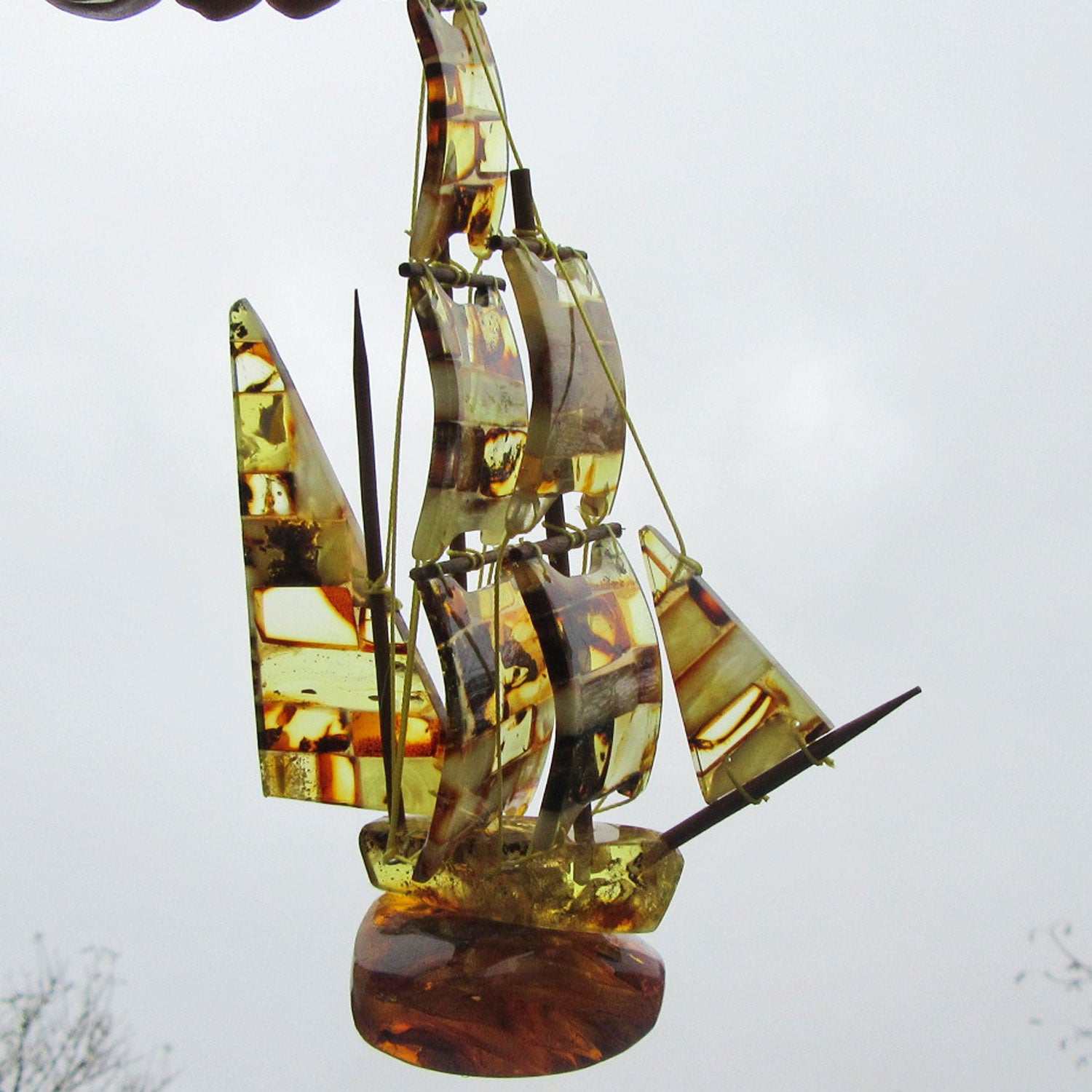 Grosses, einmaliges Bernsteinsegelschiff - UNIKAT