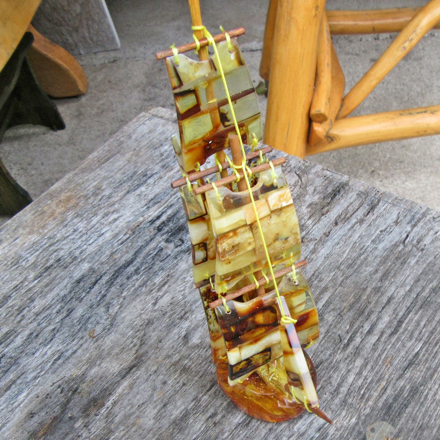 Grosses, einmaliges Bernsteinsegelschiff - UNIKAT