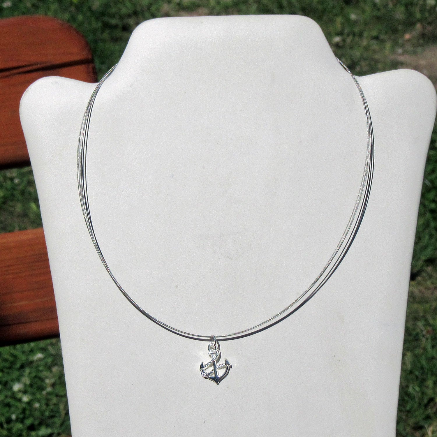 Silberner Ankeranhänger von der Ostsee-Insel Rügen