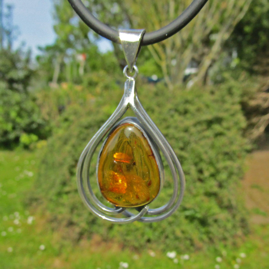 Wunderschöner Bernstein im im designten Silber.EINZELSTÜCK !!!