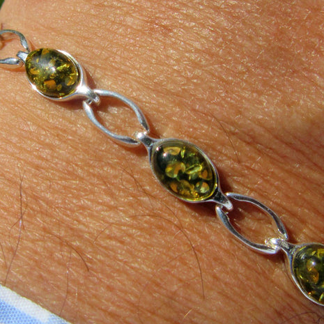 Silberarmband mit grünem und buntem Bernstein, Unikat